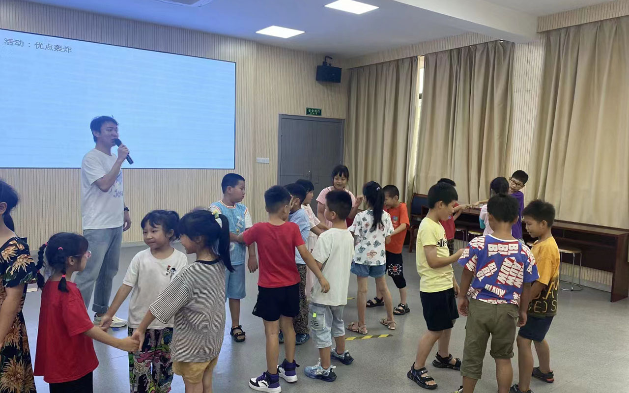 城固龙观乡中心学校